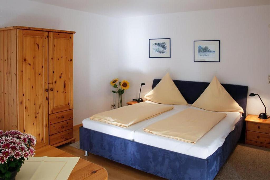 Gästehaus Schiff Meersburg Zimmer foto