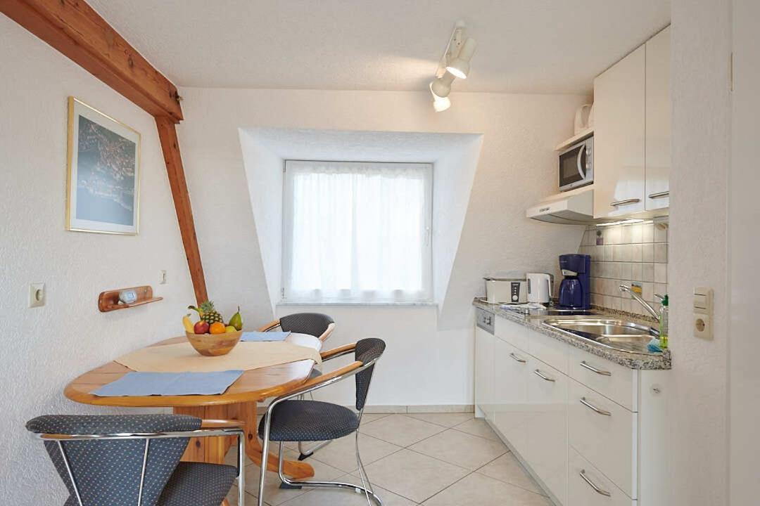 Gästehaus Schiff Meersburg Zimmer foto